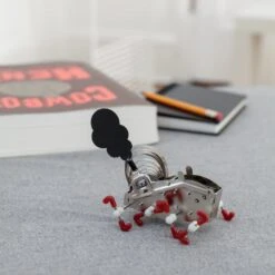 KIKKERLAND Samu Wind Up 8 KIKKERLAND Samu Wind Up -Kikkerland 1513 Samu WindUp Critter ACTION 5290