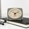 KIKKERLAND Classic Alarm Clock - Grey -Kikkerland AC14 GR AlarmClock Grey Action uz 0008