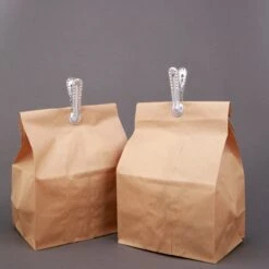 KIKKERLAND Aluminum Bag Clips - Small -Kikkerland BC42 L Aluminum Bag Clips