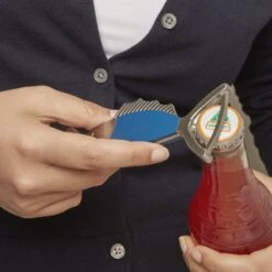 KIKKERLAND Marlin Bottle Opener -Kikkerland BO28 Action