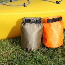 KIKKERLAND Orange Waterproof Bag -Kikkerland CD109 G DRY BAGS Action 3Q6A2766 389e7b9b c571 4ded 8700 bd04510d9d49