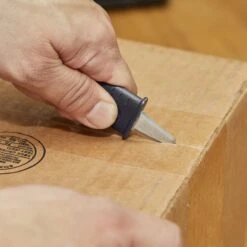 KIKKERLAND Swordfish Box Cutter 9 KIKKERLAND Swordfish Box Cutter -Kikkerland CD668 FISHBOXCUTTER S 2 Action 1