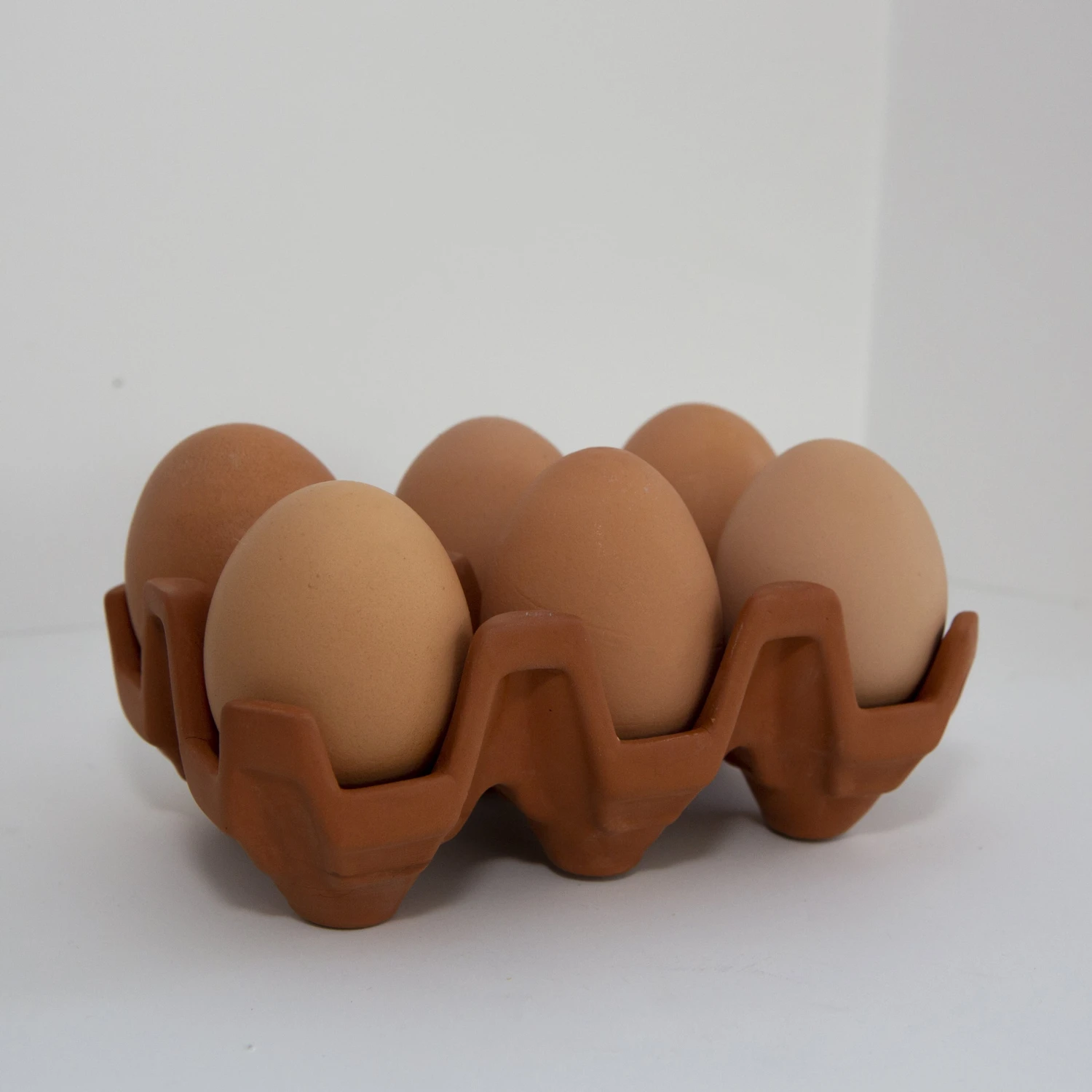 KIKKERLAND Terracotta Egg Holder 4 KIKKERLAND Terracotta Egg Holder - Image 2