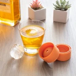 KIKKERLAND Basketball Ice Ball Molds