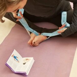 KIKKERLAND Flexy Stretch -Kikkerland FT06 StretchStrap Action2