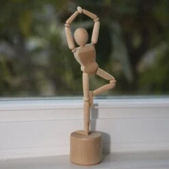 KIKKERLAND Yogi Push Puppet -Kikkerland GG193 pushpuppet Action1