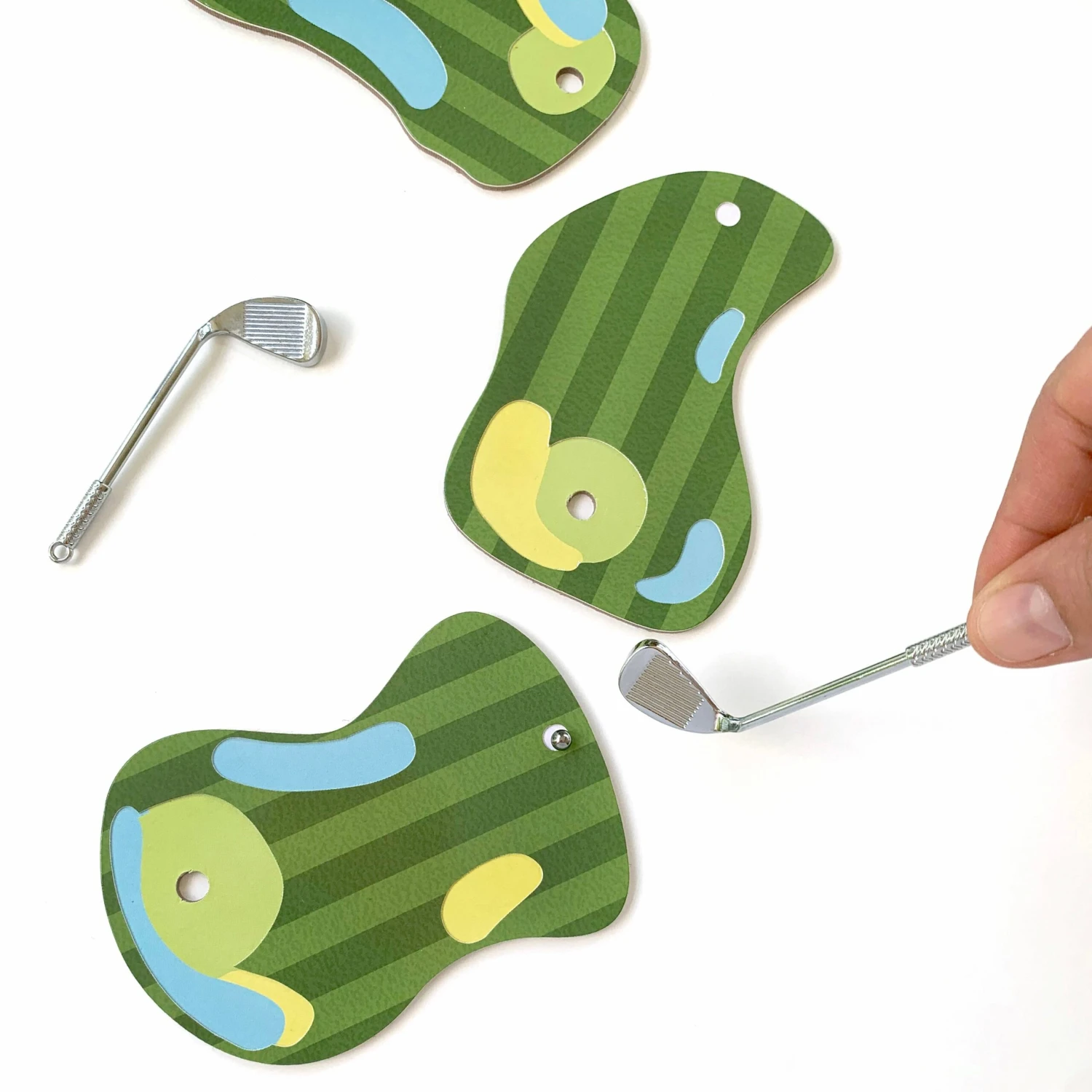 KIKKERLAND Golf In A Tin 5 KIKKERLAND Golf In A Tin - Image 3