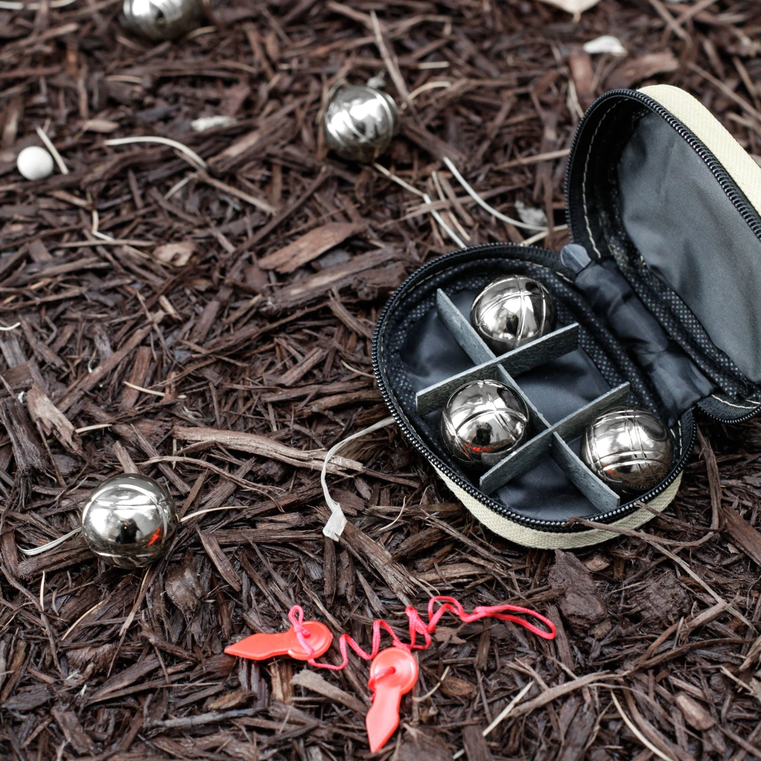 KIKKERLAND Boules Set Small 4 KIKKERLAND Boules Set Small - Image 2