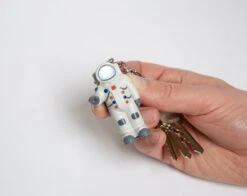 KIKKERLAND Astronaut Keychain -Kikkerland KRL84 AstronautKeyChain Action