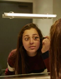 KIKKERLAND Mirror Light -Kikkerland LP66 Action