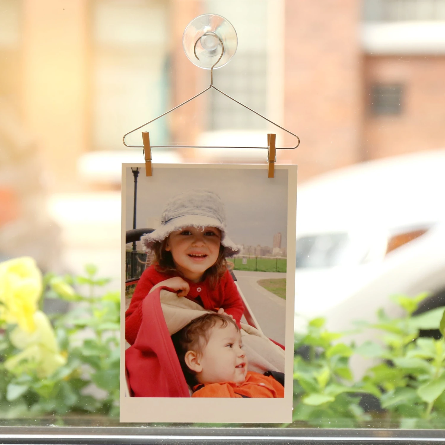 KIKKERLAND Photo Hangers 3 KIKKERLAND Photo Hangers