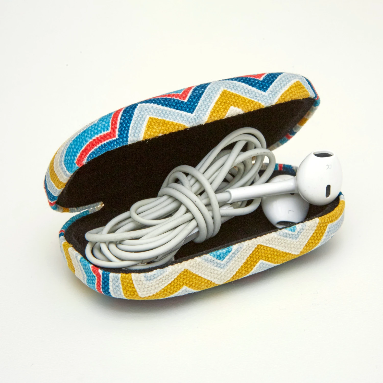 KIKKERLAND STRIPED TRAVEL CASE ASSORTED 5 KIKKERLAND STRIPED TRAVEL CASE ASSORTED - Image 3