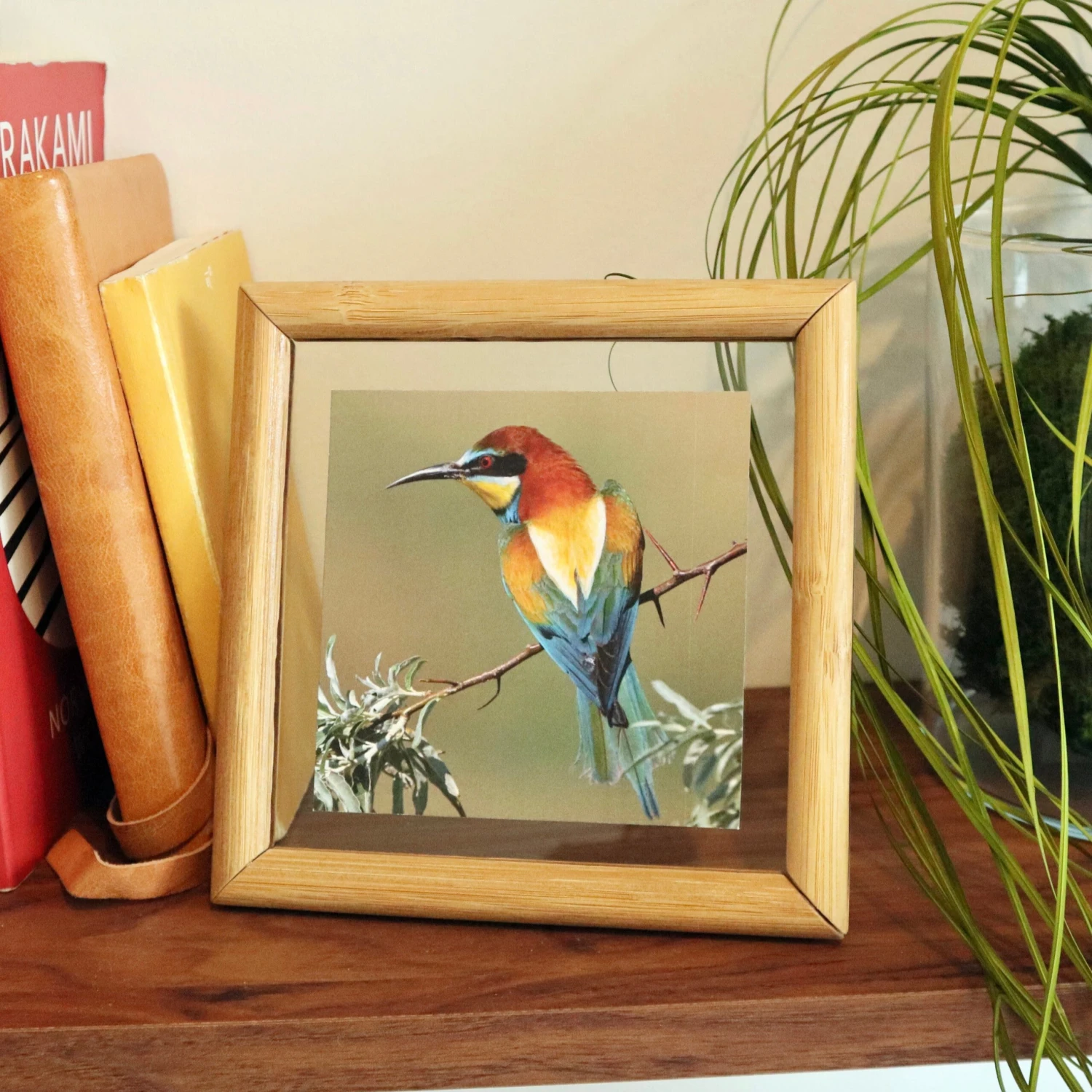 KIKKERLAND Medium Floating Frame 3 KIKKERLAND Medium Floating Frame