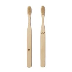 KIKKERLAND Nudie Bamboo Toothbrush Set