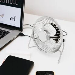 KIKKERLAND USB Desk Fan - Silver