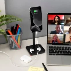 KIKKERLAND The Perfect Phone Stand - Black -Kikkerland US216 BK DSC1682 square