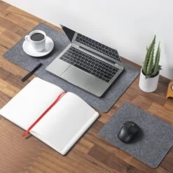 KIKKERLAND Felt Desk Pad